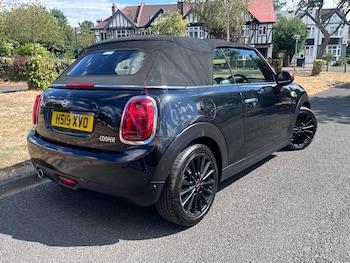 Used MINI Convertible 2019 for sale - 78607981: Photo