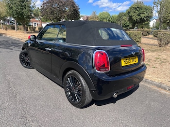 Used MINI Convertible 2019 for sale - 78607981: Photo