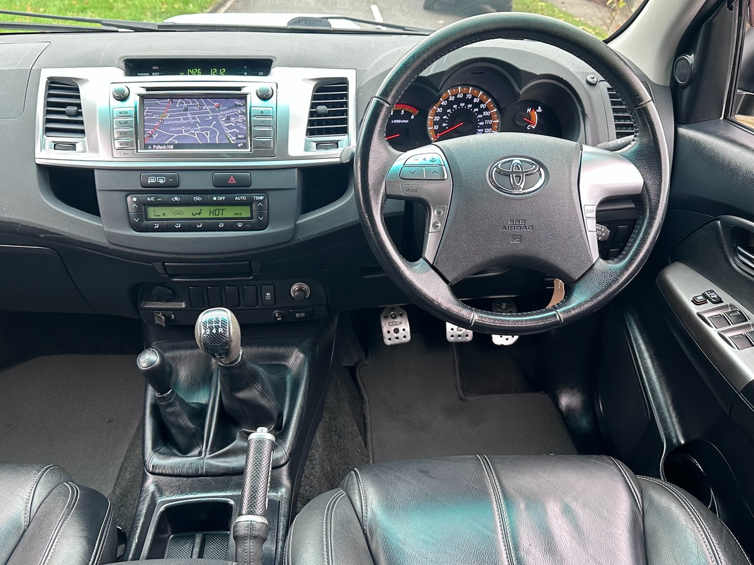 Used Toyota Hilux 2015 for sale - 76332406: Photo 14