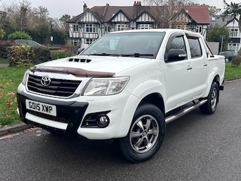 Used Toyota Hilux 2015 for sale - 76332406: Photo