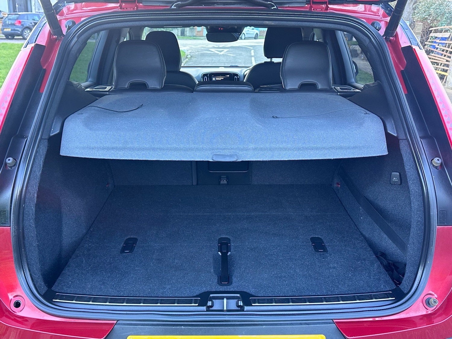 Used Volvo XC40 2020 for sale - 76468822: Photo 8