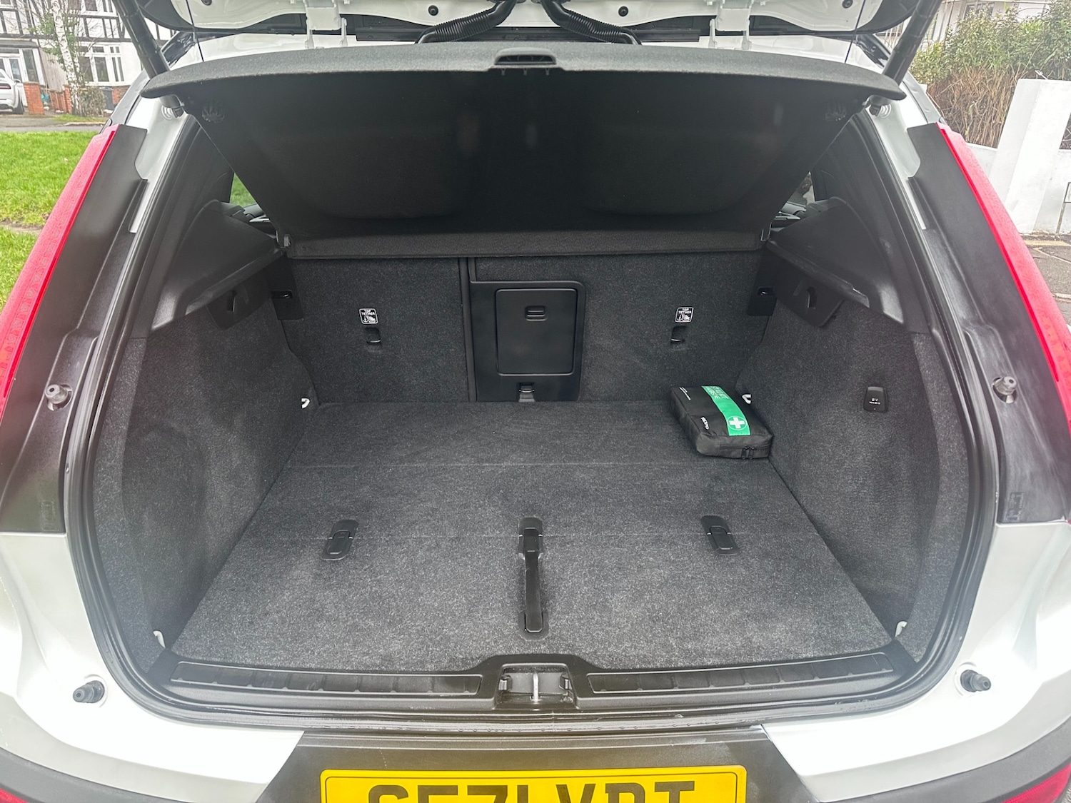 Used Volvo XC40 2022 for sale - 76922141: Photo 10