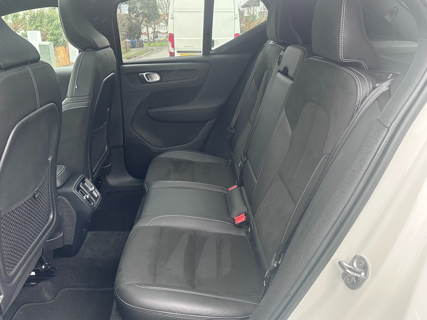 Used Volvo XC40 2022 for sale - 76922141: Photo 16