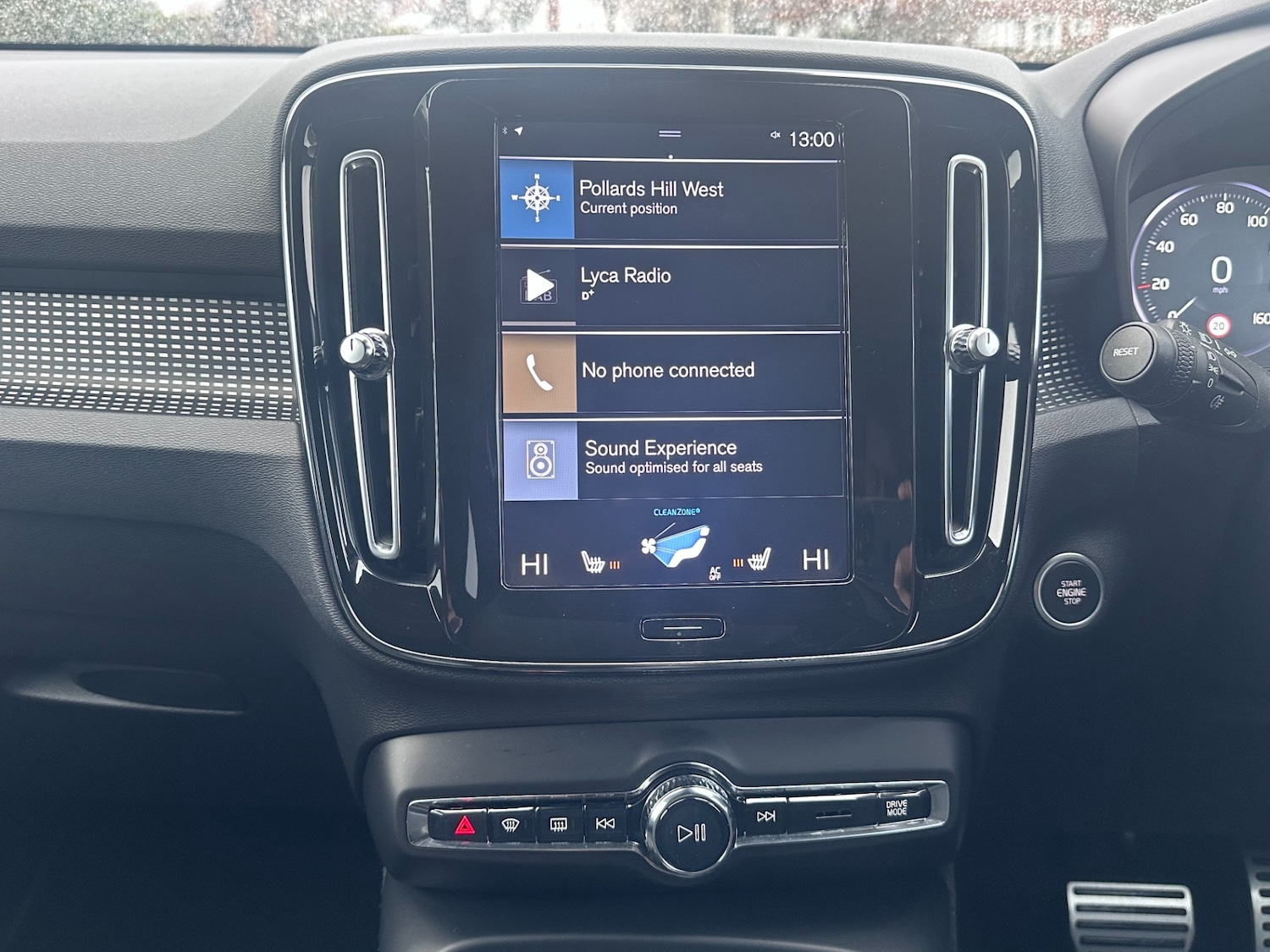 Used Volvo XC40 2022 for sale - 76922141: Photo 18