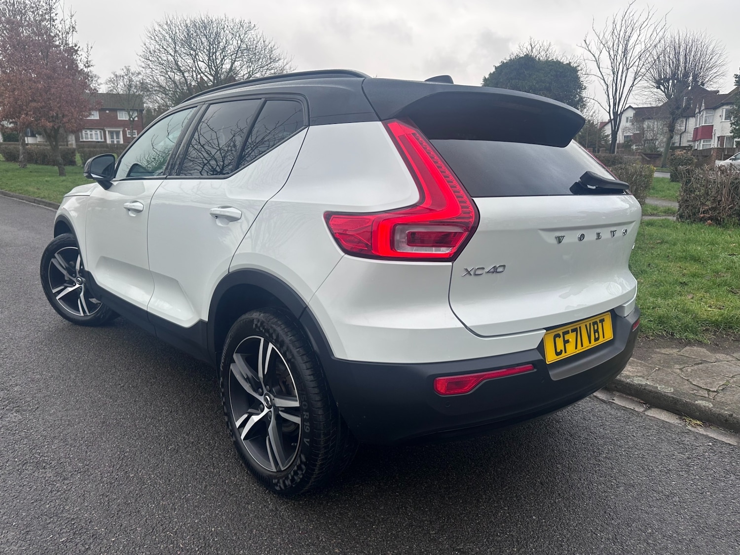 Used Volvo XC40 2022 for sale - 76922141: Photo 4