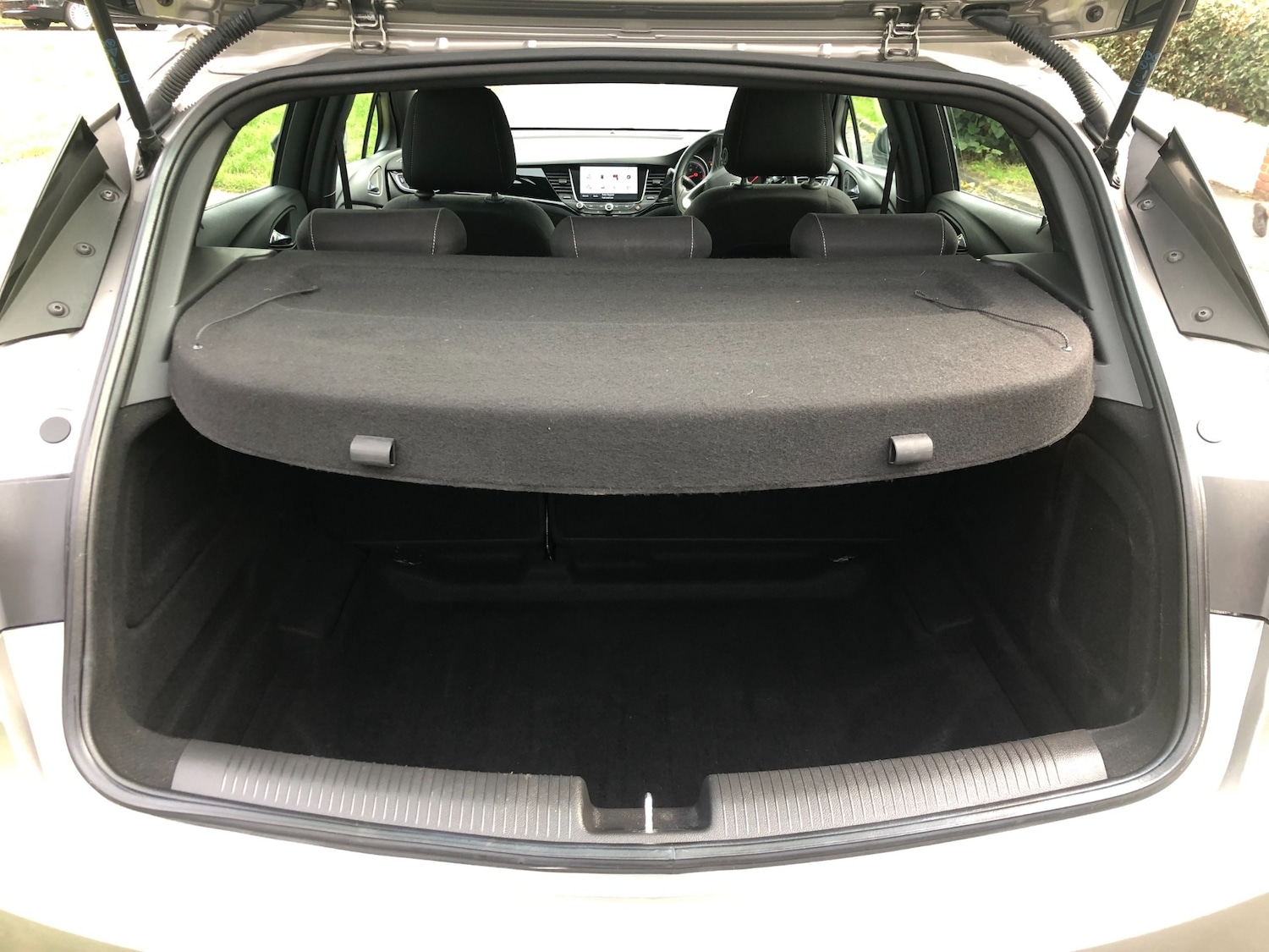 Used Vauxhall Astra 2017 for sale - 78070641: Photo 8