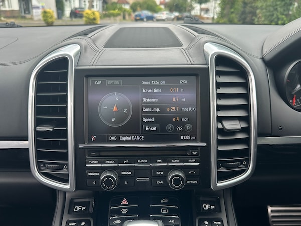 Used Porsche Cayenne 2014 for sale - 75334832: Photo 16
