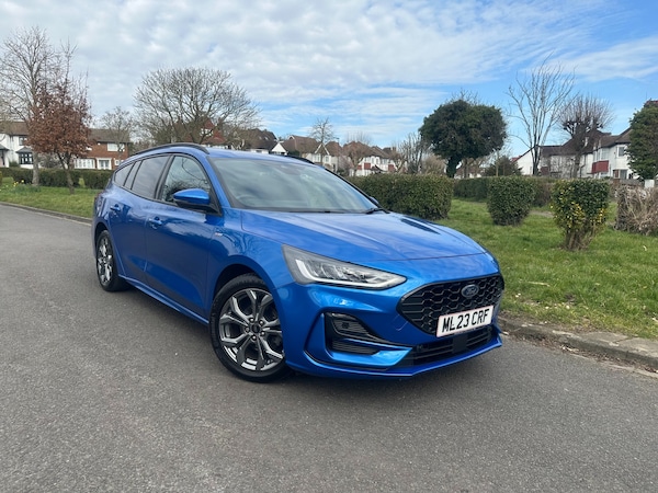 Used Ford Focus 2023 for sale - 73886913: Photo 1