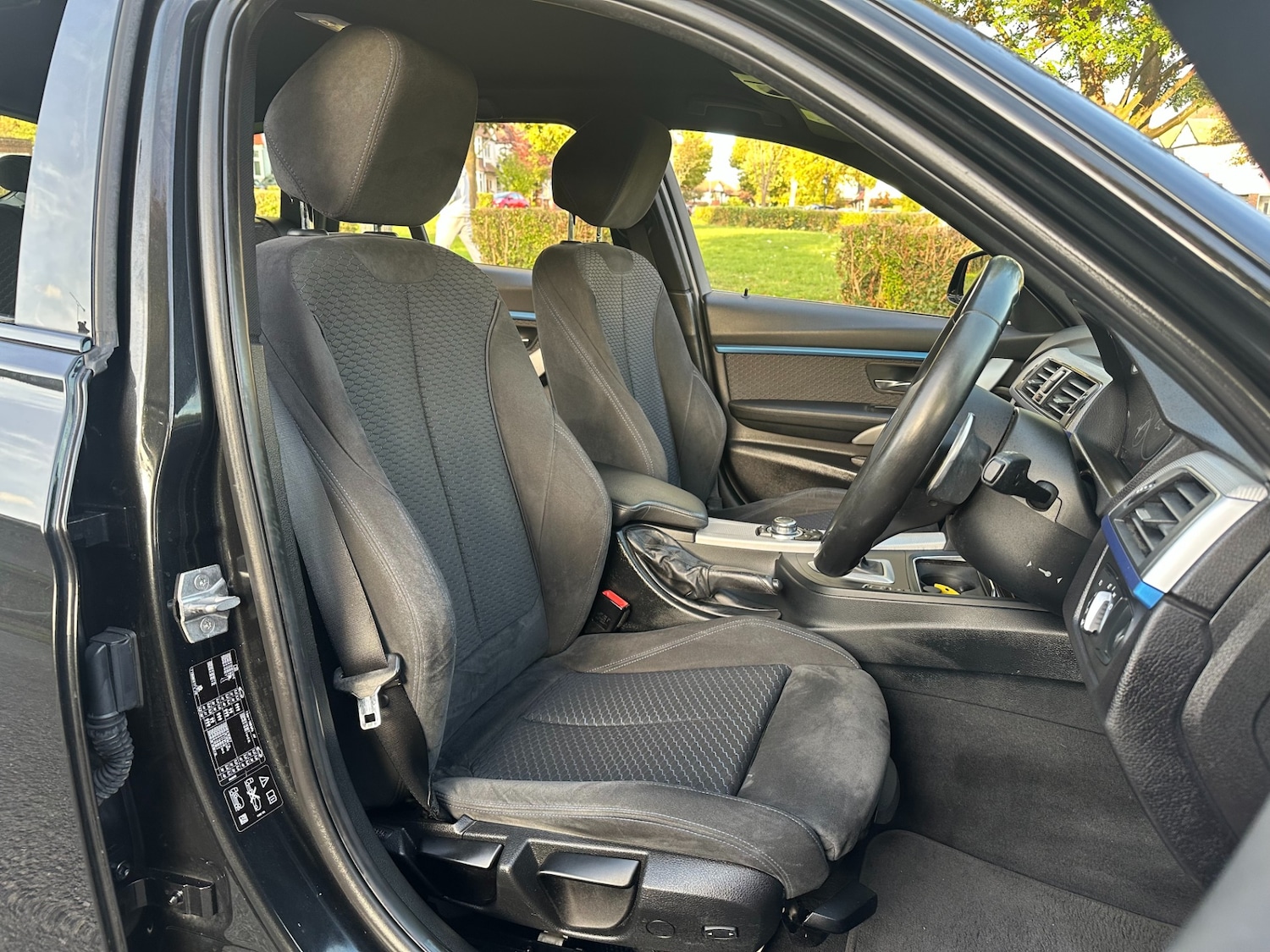 Used BMW 3 Series 2017 for sale - 75958494: Photo 10