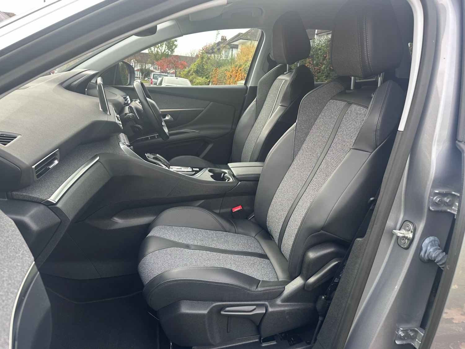 Used Peugeot 3008 2019 for sale - 75133232: Photo 10