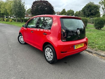 Used Volkswagen up! 2017 for sale - 74627040: Photo
