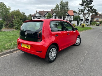 Used Volkswagen up! 2017 for sale - 74627040: Photo