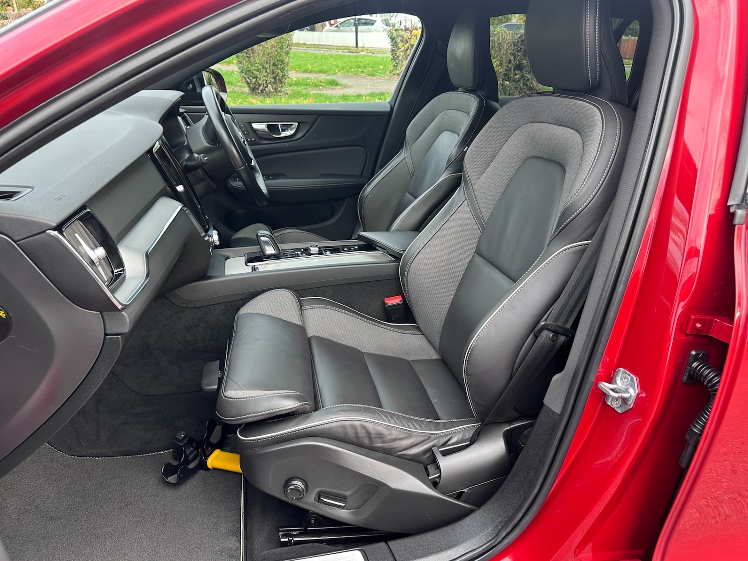 Used Volvo V60 2021 for sale - 76428548: Photo 12