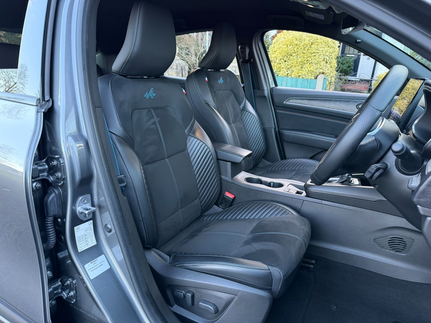 Used Renault Arkana 2024 for sale - 76809438: Photo 10