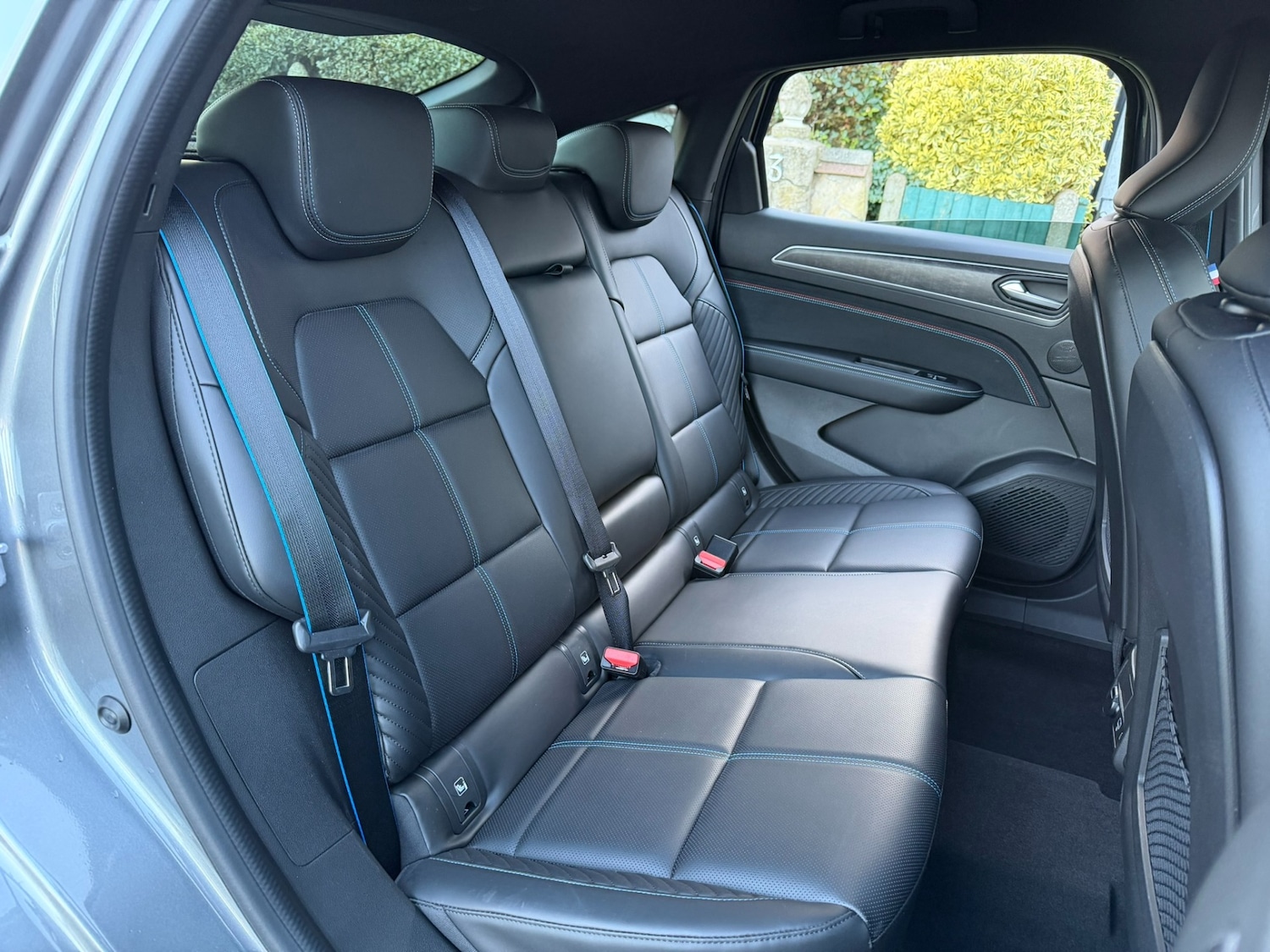 Used Renault Arkana 2024 for sale - 76809438: Photo 12