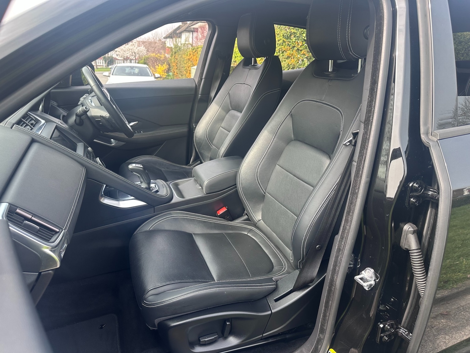 Used Jaguar E-Pace 2019 for sale - 77572341: Photo 12