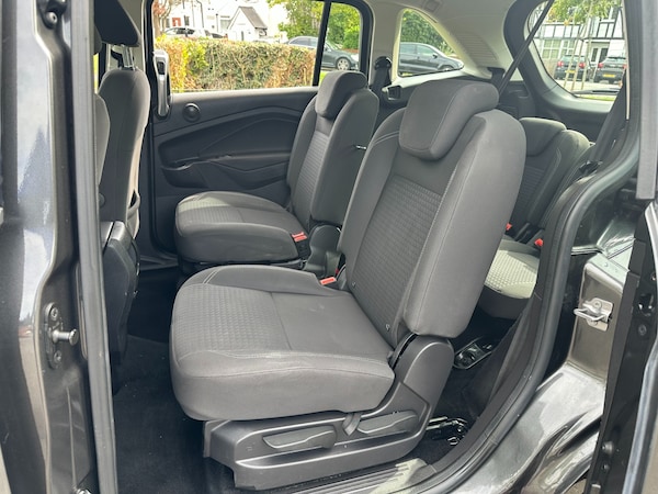 Used Ford Grand C-Max 2018 for sale - 75368236: Photo 12