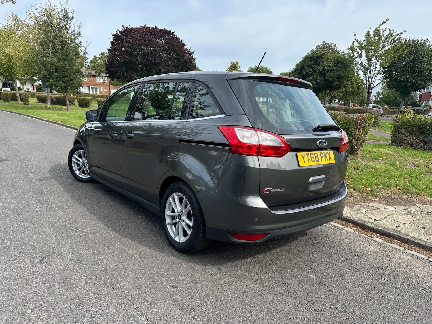 Used Ford Grand C-Max 2018 for sale - 75368236: Photo 4
