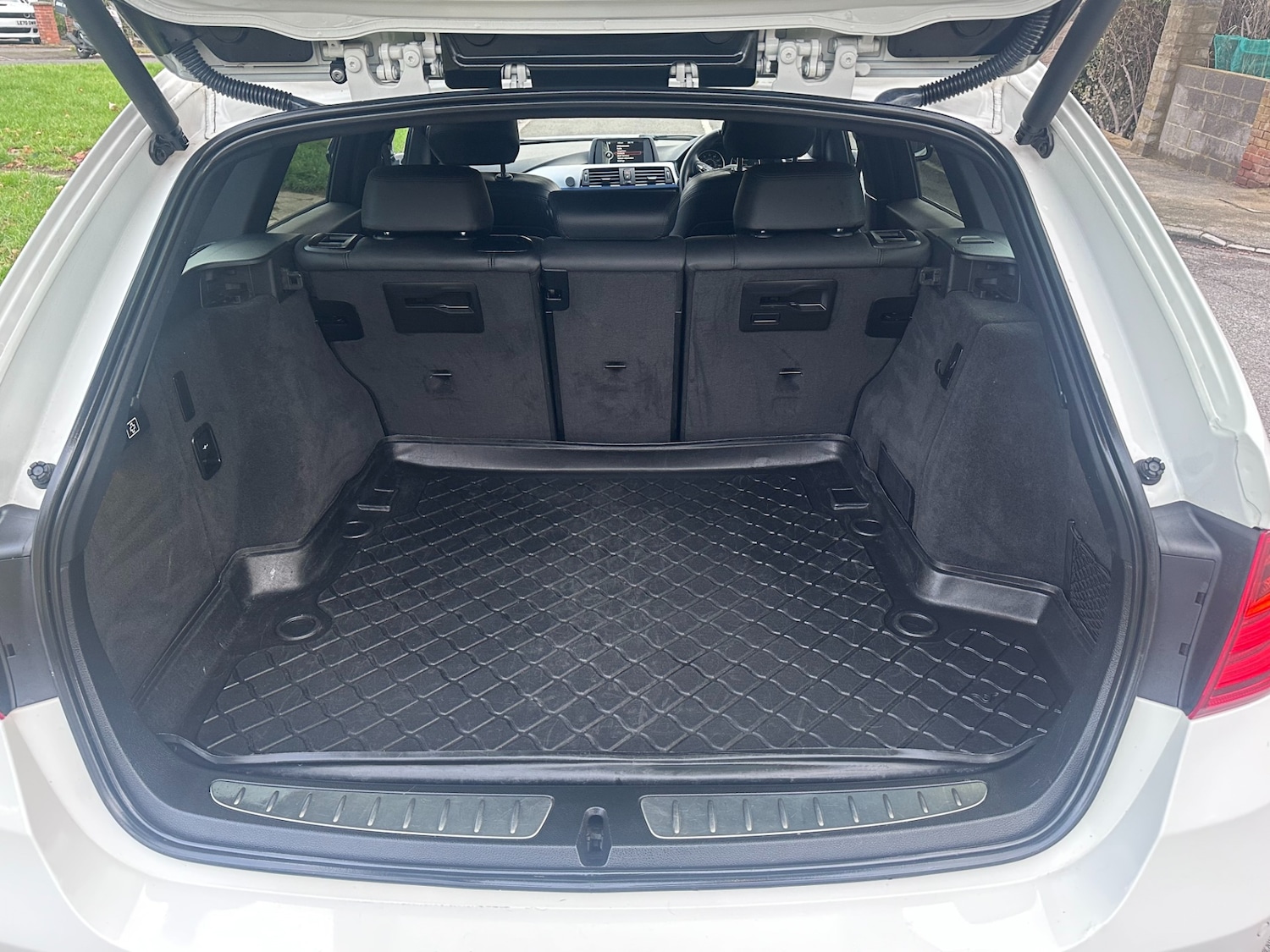 Used BMW 3 Series 2013 for sale - 76393467: Photo 8