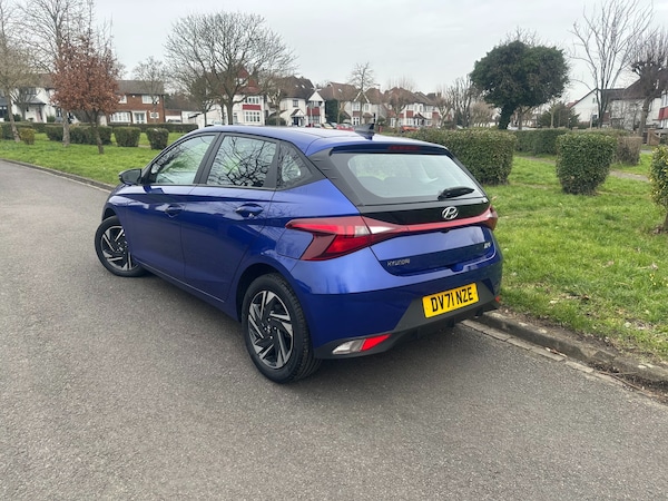 Used Hyundai i20 2021 for sale - 73723072: Photo 3