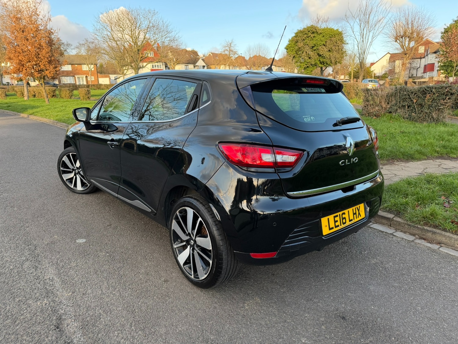 Used Renault Clio 2016 for sale - 76749847: Photo 4