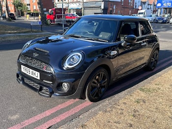 Used MINI Hatch 2019 for sale - 79597085: Photo