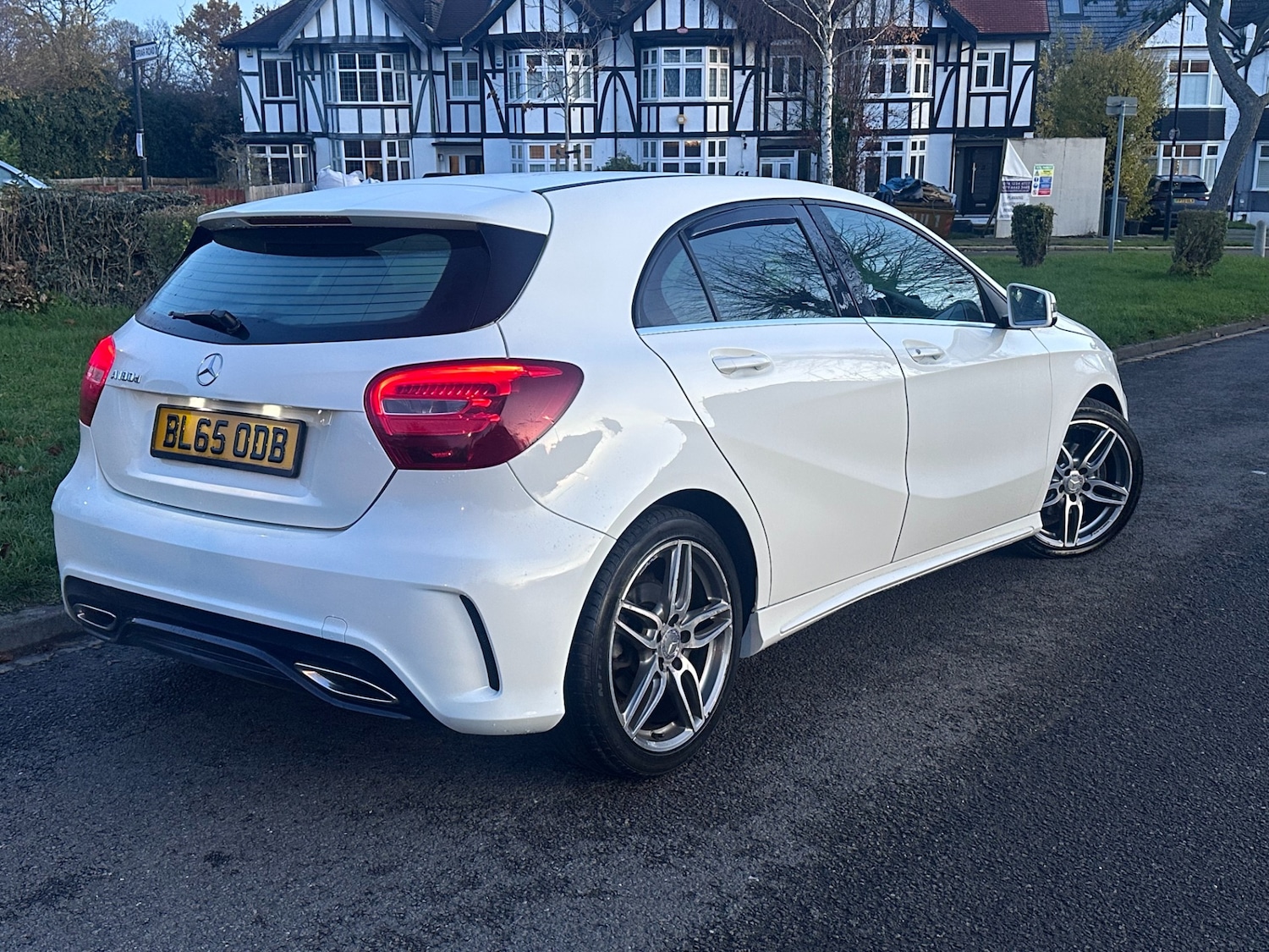 Used Mercedes-Benz A-Class 2015 for sale - 76393514: Photo 3