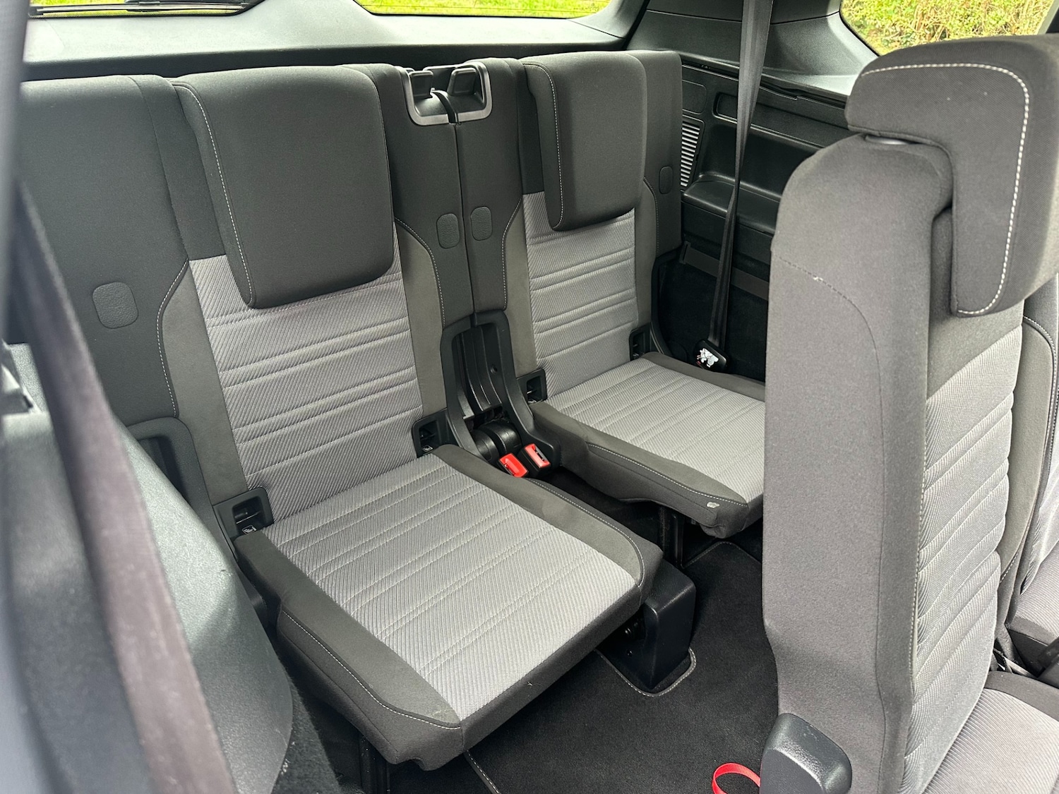 Used Volkswagen Touran 2017 for sale - 76089845: Photo 14