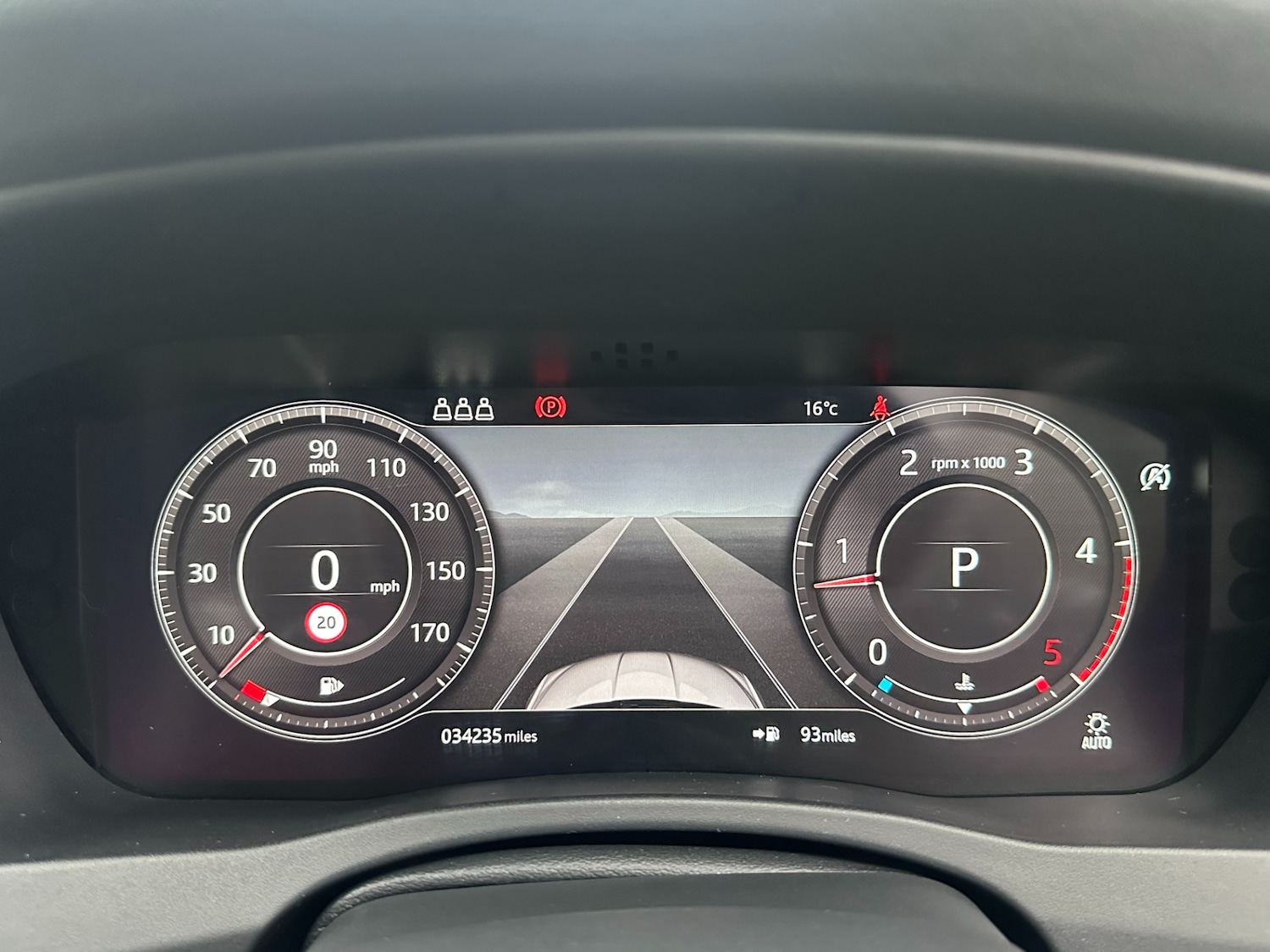 Used Jaguar XE 2020 for sale - 76018504: Photo 17