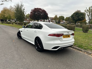 Used Jaguar XE 2020 for sale - 76018504: Photo