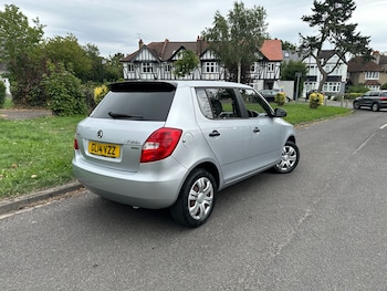 Used Skoda Fabia 2014 for sale - 75146180: Photo