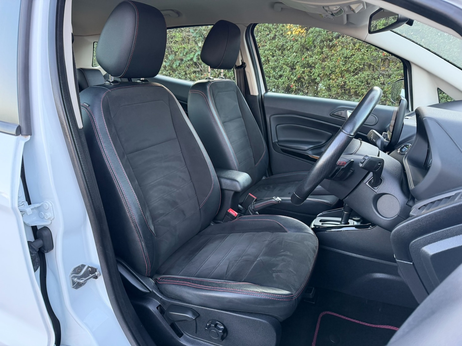 Used Ford Ecosport 2018 for sale - 76778426: Photo 12