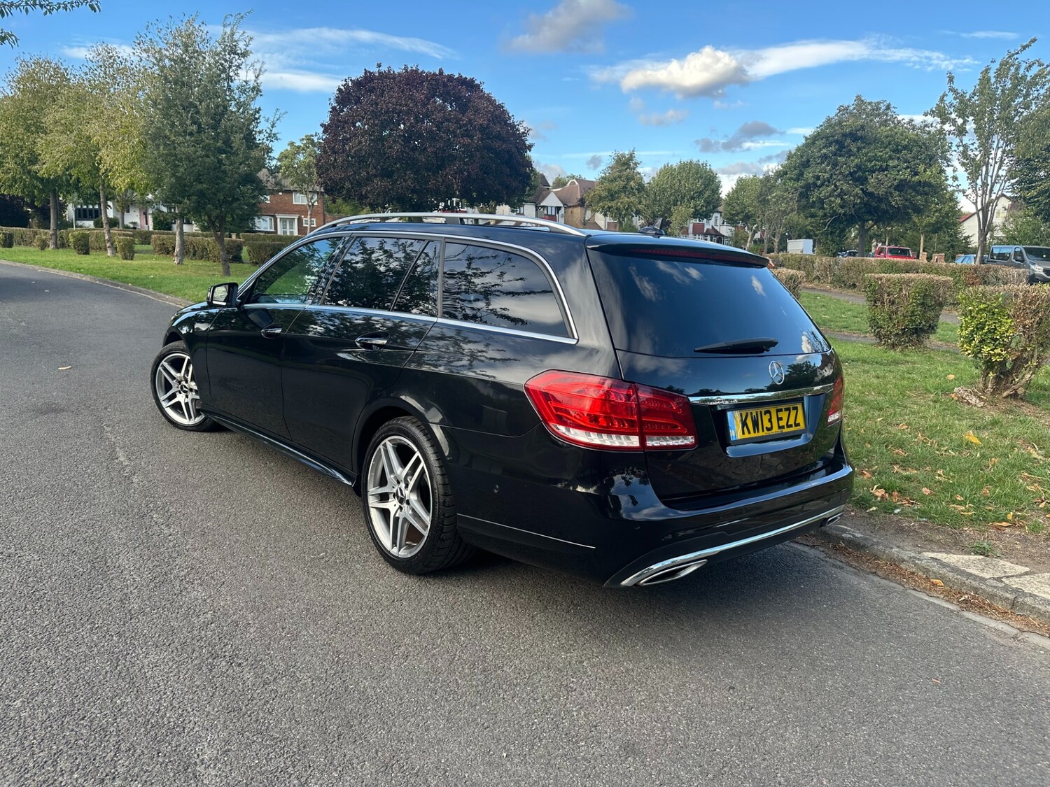 Used Mercedes-Benz E Class 2013 for sale - 75911137: Photo 4