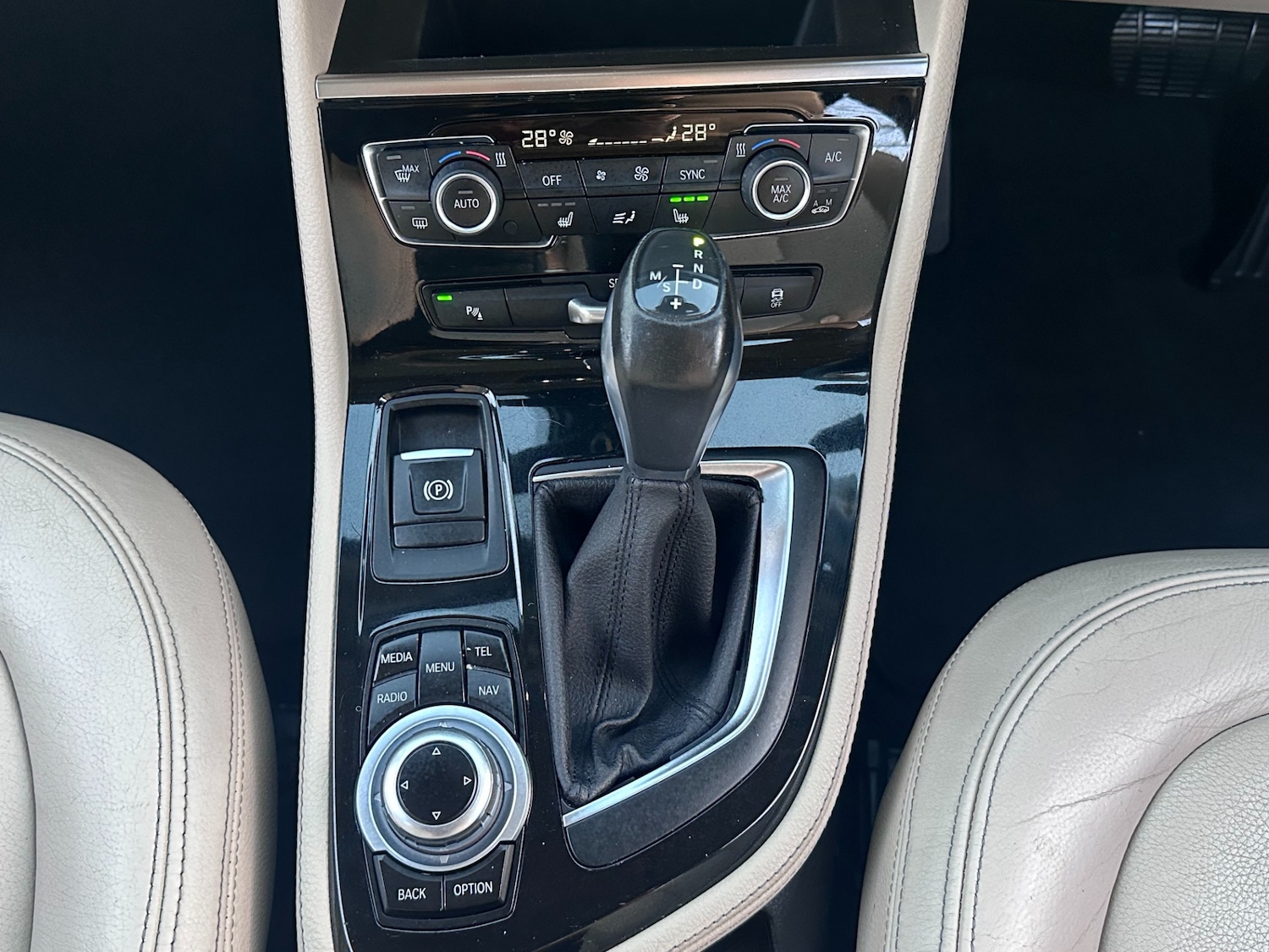 Used BMW 2 Series 2015 for sale - 76118099: Photo 18