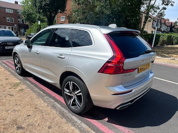 Used Volvo XC60 2019 for sale - 79394881: Photo