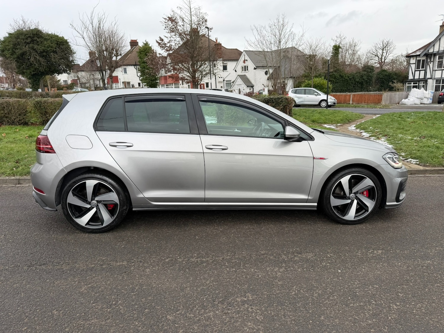 Used Volkswagen Golf 2019 for sale - 76766536: Photo 5