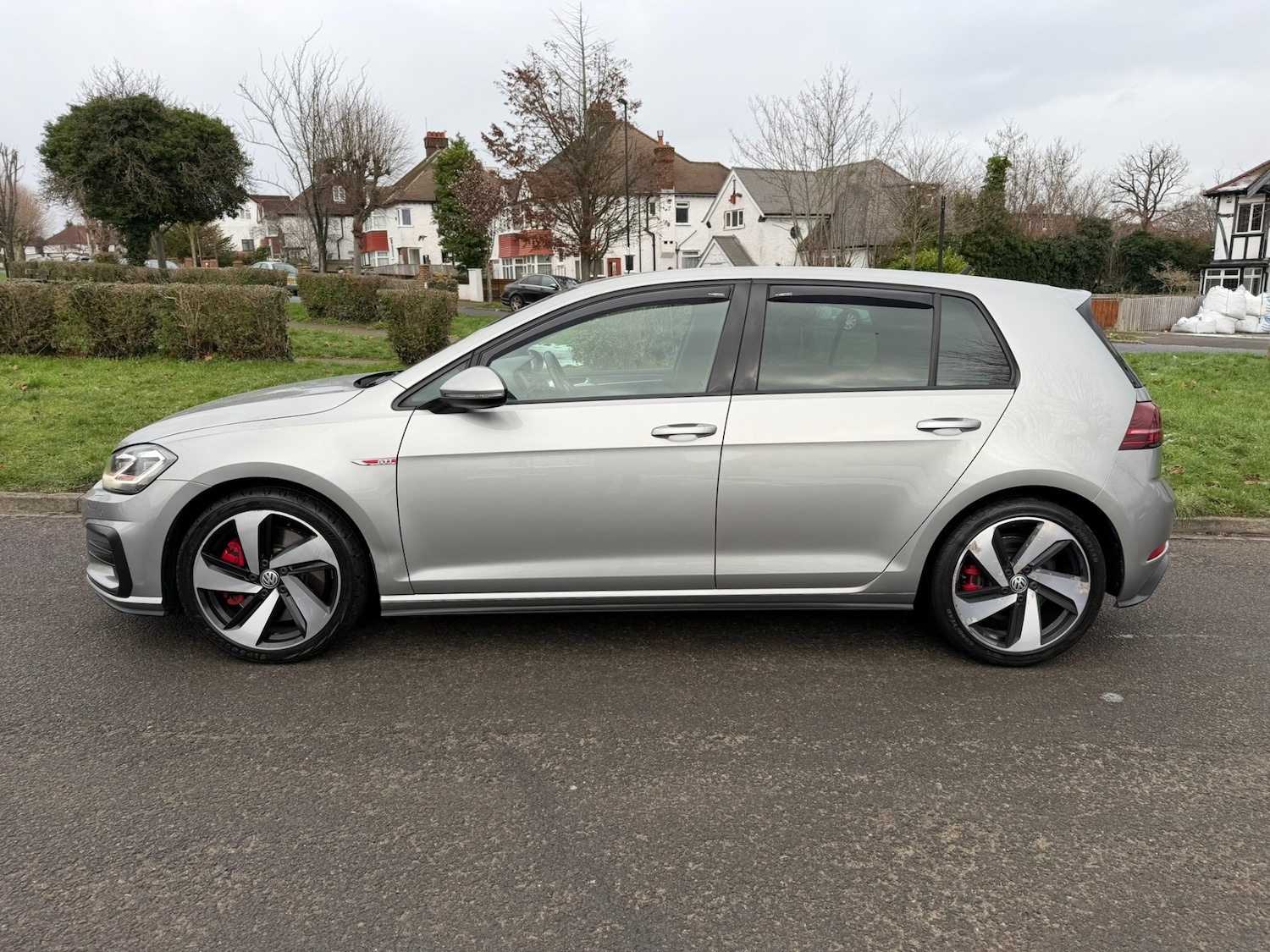 Used Volkswagen Golf 2019 for sale - 76766536: Photo 6