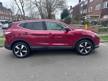 Used Nissan Qashqai 2016 for sale - 77640345: Photo