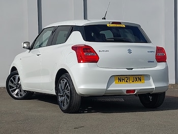 Used Suzuki Swift 2021 for sale - 78932894: Photo