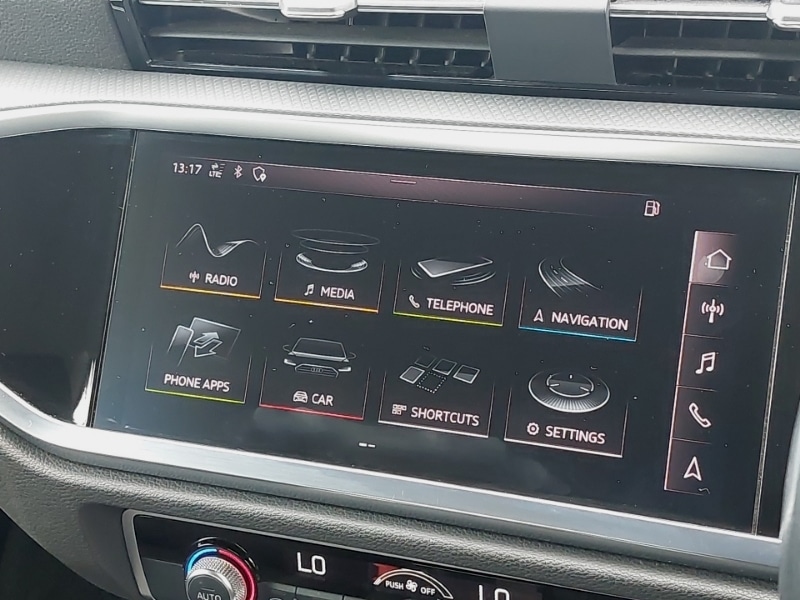 Used Audi Q3 2020 for sale - 76213299: Photo 10