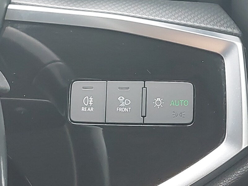 Used Audi Q3 2020 for sale - 76213299: Photo 17