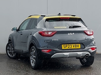 Used Kia Stonic 2023 for sale - 77635967: Photo