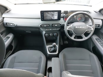 Used Dacia Sandero 2025 for sale - 77922585: Photo