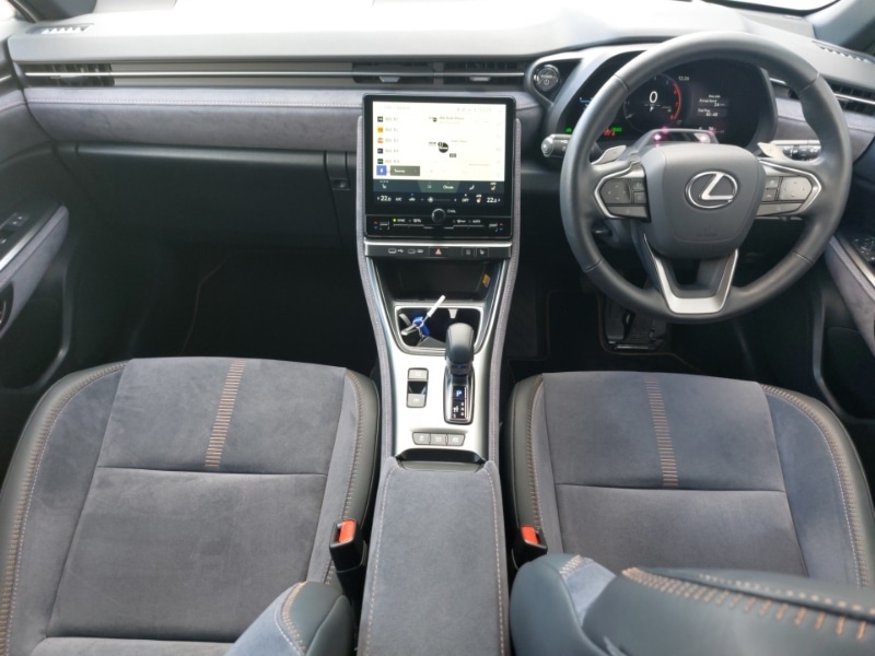 Used Lexus LBX 2024 for sale - 77947464: Photo 2