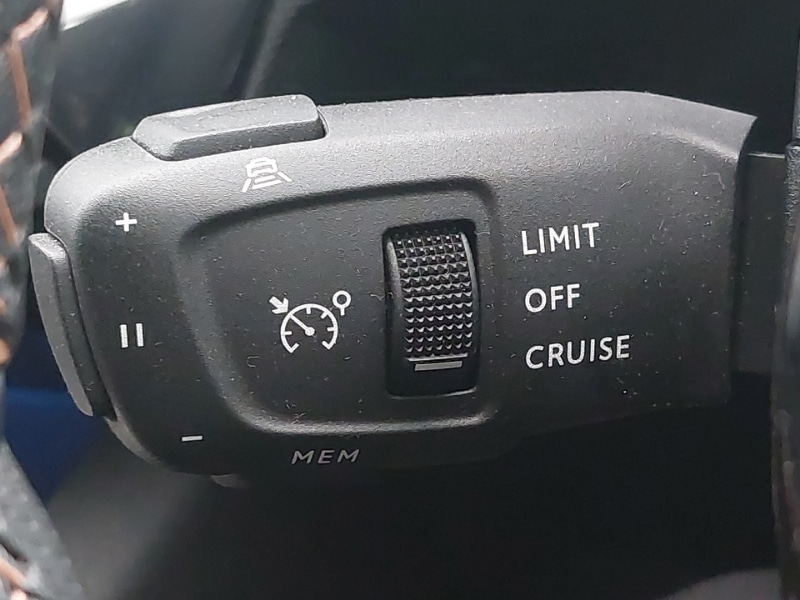 Used Peugeot 5008 2022 for sale - 77035023: Photo 14