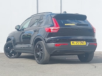 Used Volvo XC40 2025 for sale - 79440281: Photo