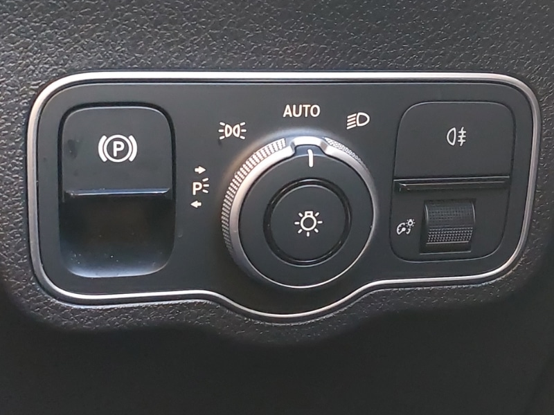 Used Mercedes-Benz GLB 2025 for sale - 77141935: Photo 14