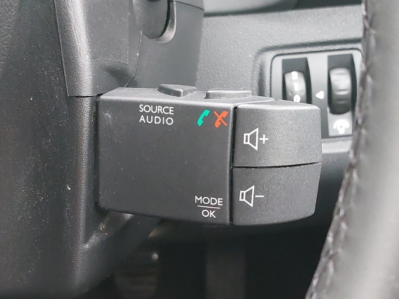 Used Renault Clio 2018 for sale - 77197752: Photo 18