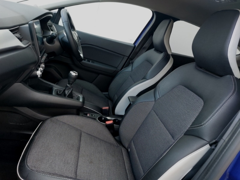 Used Renault Captur 2022 for sale - 77366532: Photo 5