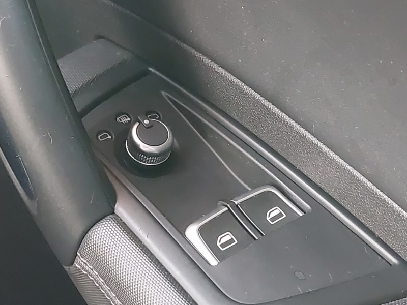 Used Audi A1 2017 for sale - 77352985: Photo 13